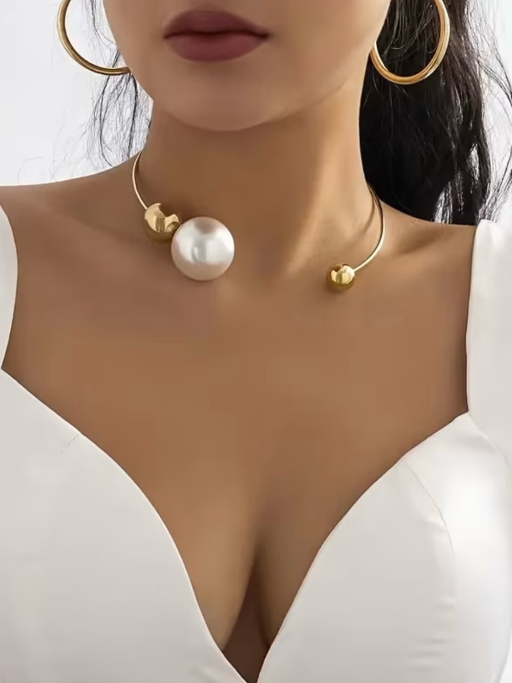 NEW! Modern Gold & Pearl Open Choker Necklace - Elegant Women's Jewelry 💛🐚